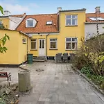 Stunning In With Kitchen *